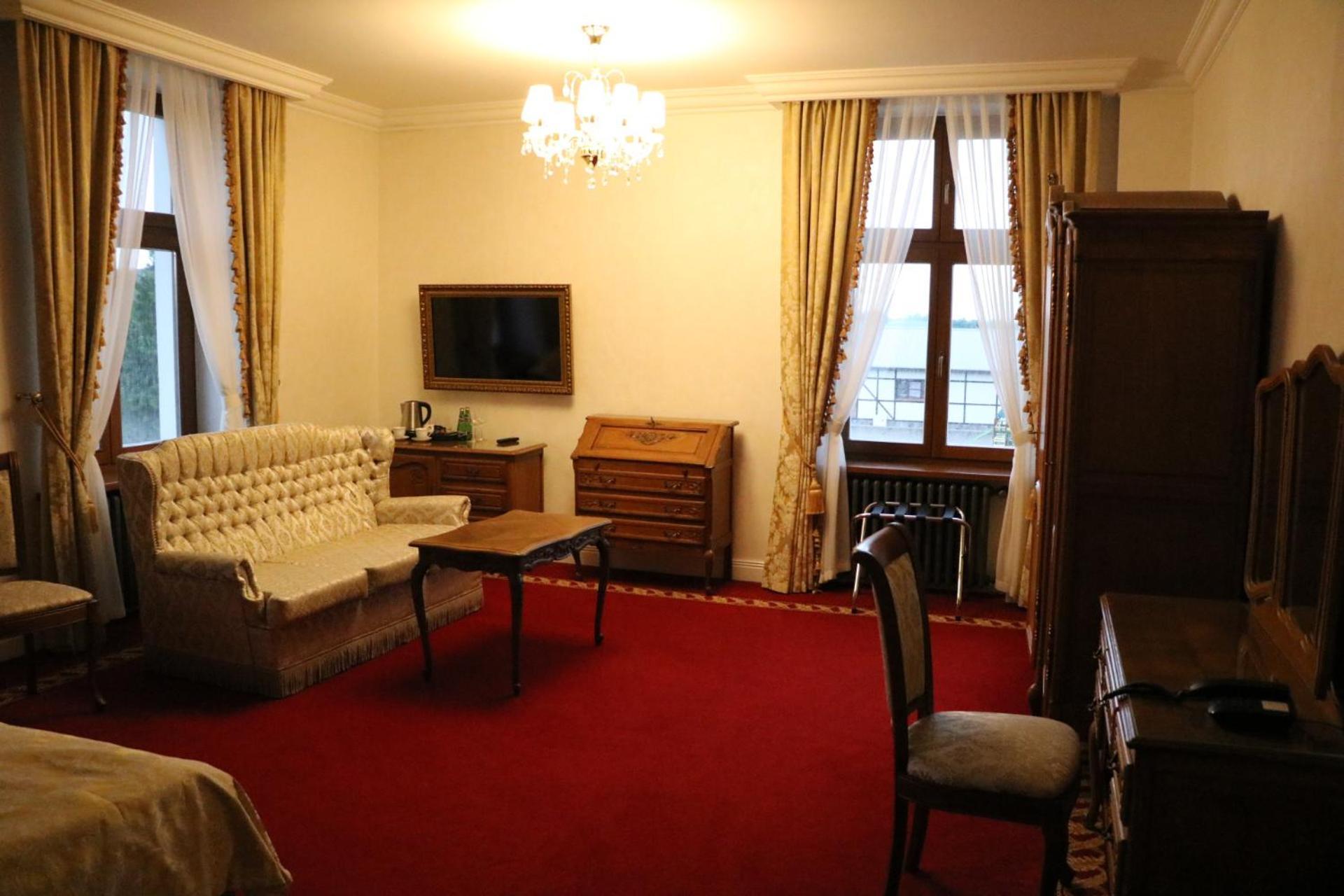 Palac Mortegi Hotel & Spa- Restauracja Szlachecka, Spa, Basen, Sauny, Jazda Konna, Mini Zoo- Luksus, Relaks I Przyroda W Jednym! Lubawa Стая снимка